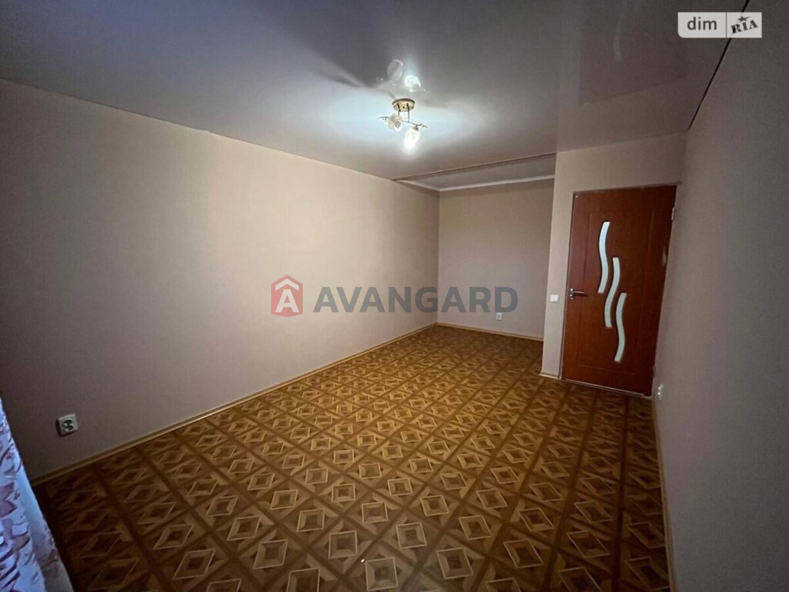 3 ��. ��������, 95/50/11 ��. �., 4/6 ������ ���� 15