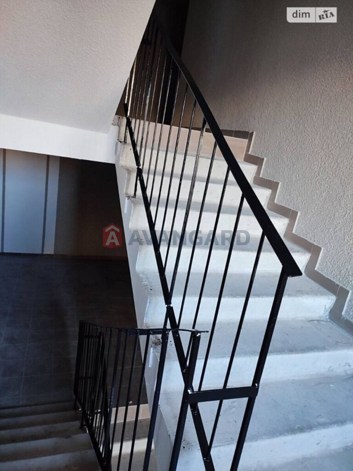 2 . , 67/-/- . ., 6/10   11