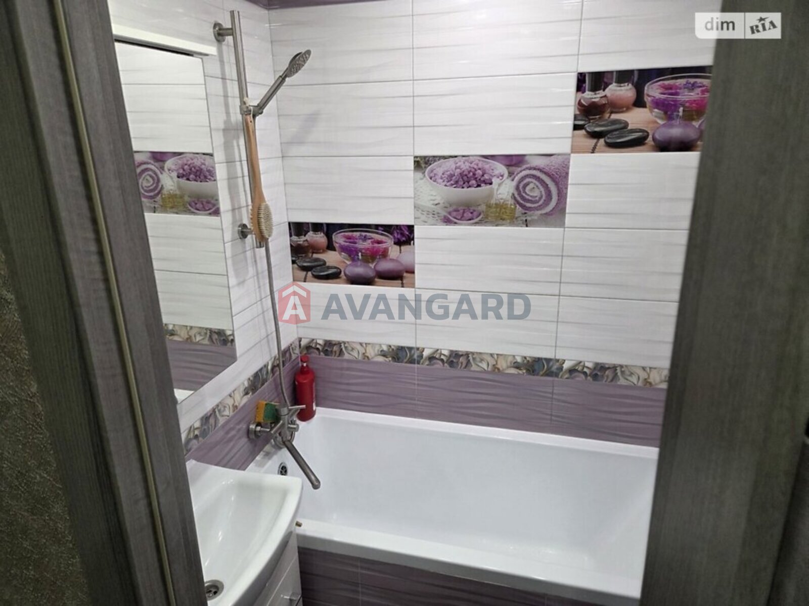 2 ��. ��������, 51/28/7 ��. �., 6/9 ������ ���� 3