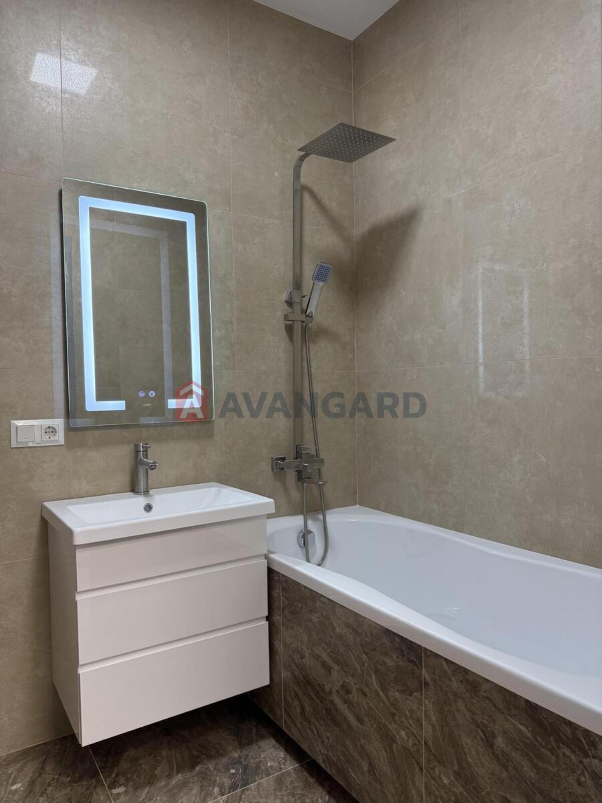 1 ��. ��������, 32/14/6 ��. �., 2/4 ������ ���� 7