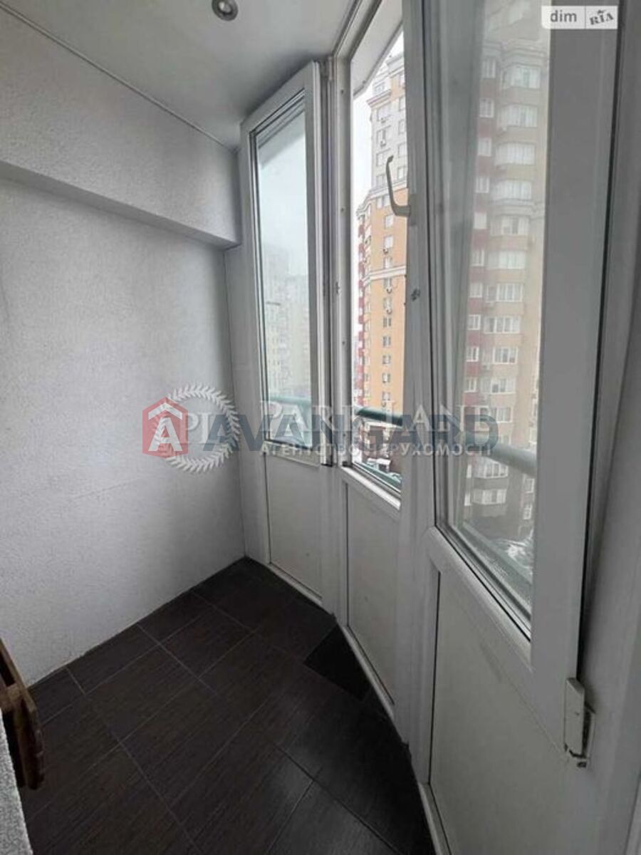 1 ��. ��������, 78/-/11 ��. �., 7/18 ������ ���� 17