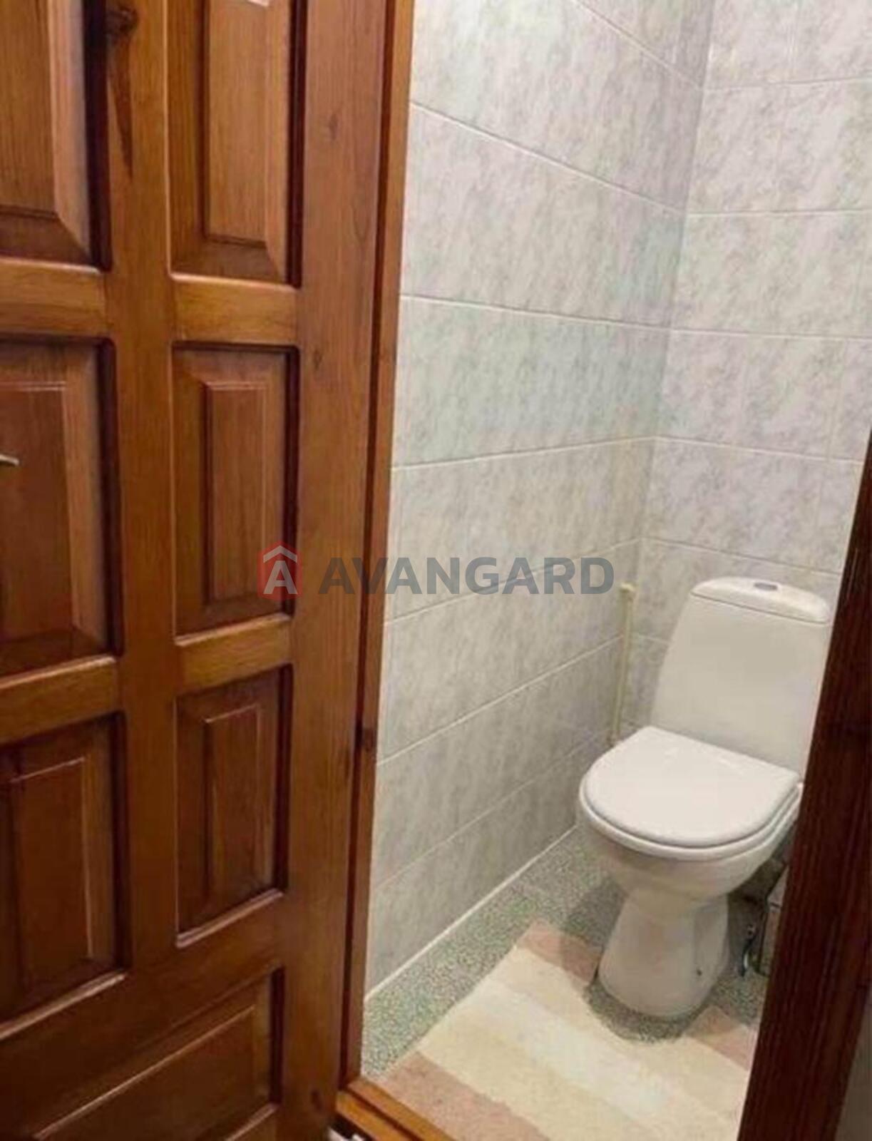 2 ��. ��������, 47/-/8 ��. �., 3/5 ������ ���� 5