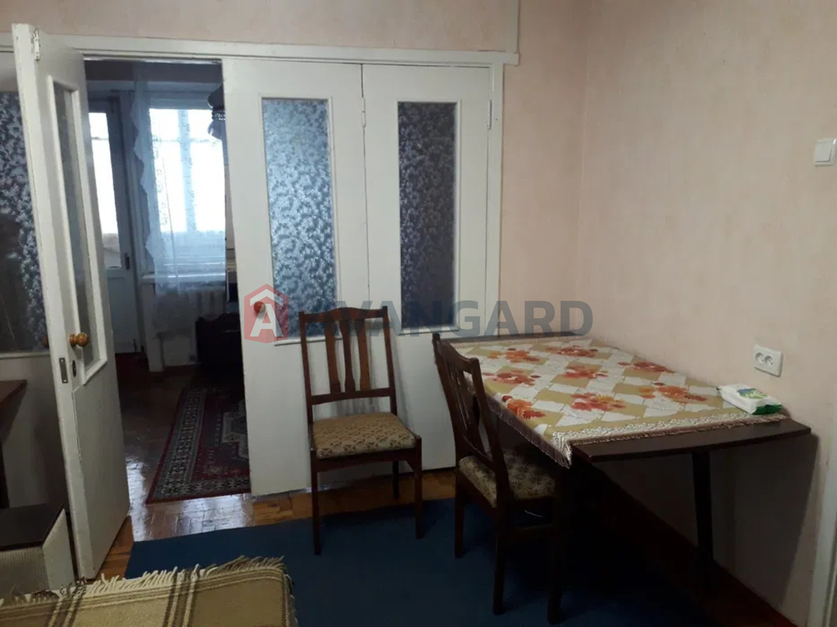 2 ��. ��������, 38/-/7 ��. �., 3/12 ������ ���� 1