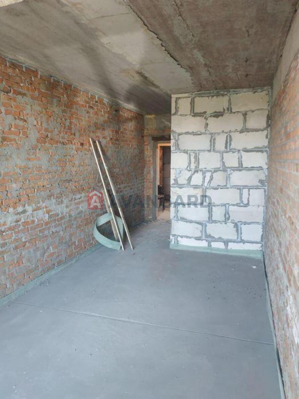 1 ��. ��������, 22/-/8 ��. �., 3/7 ������ ���� 4