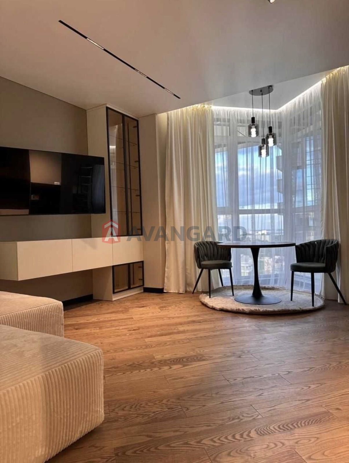 1 ��. ��������, 50/40/10 ��. �., 24/30 ������ ���� 2