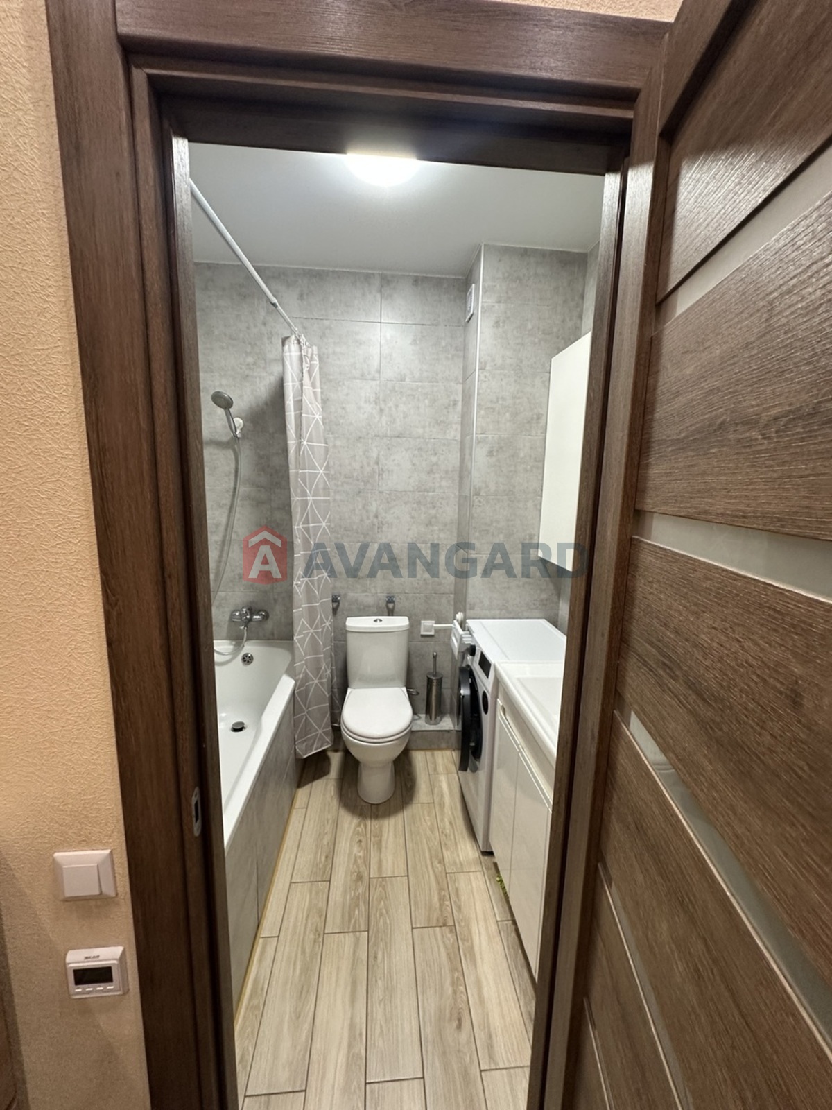 1 ��. ��������, 42/19/15 ��. �., 4/13 ������ ���� 12