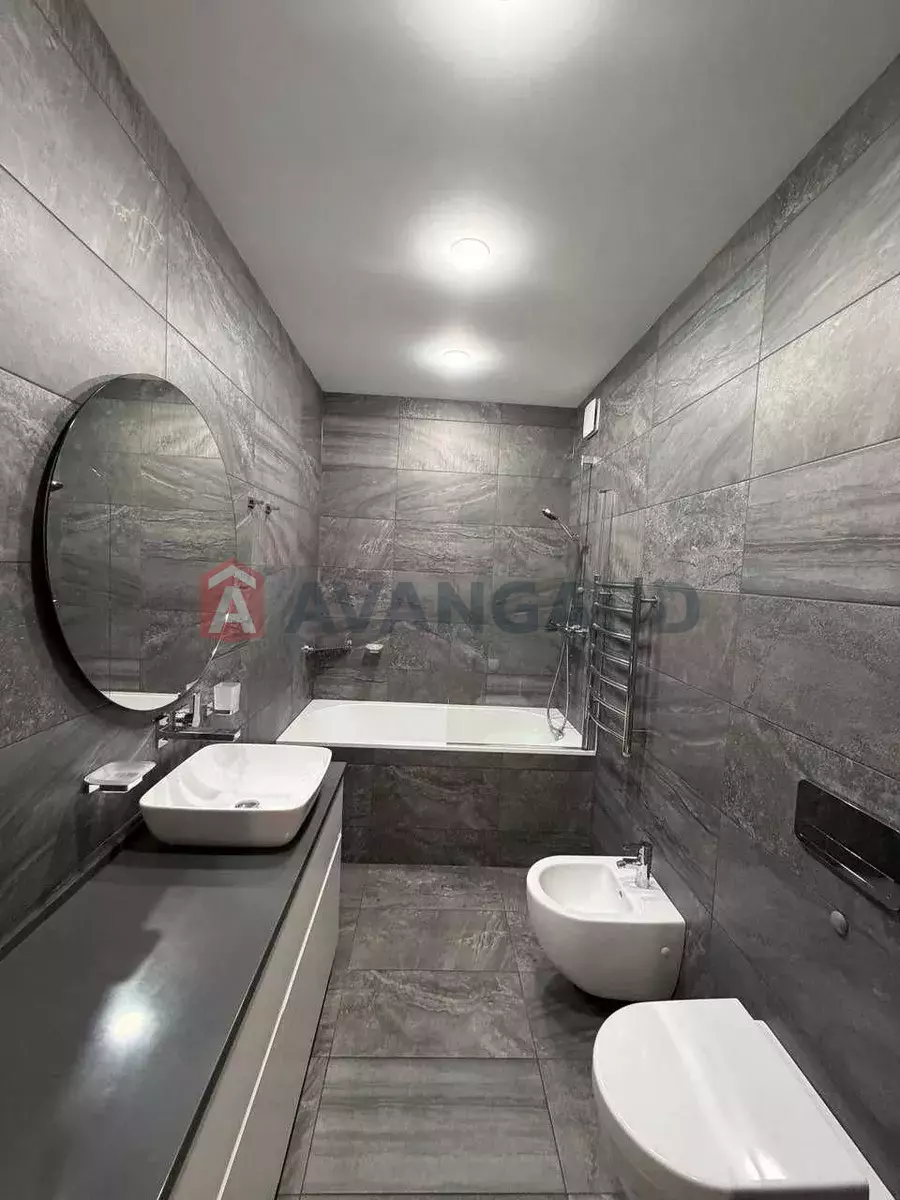 2 ��. ��������, 90/-/15 ��. �., 17/17 ������ ���� 12