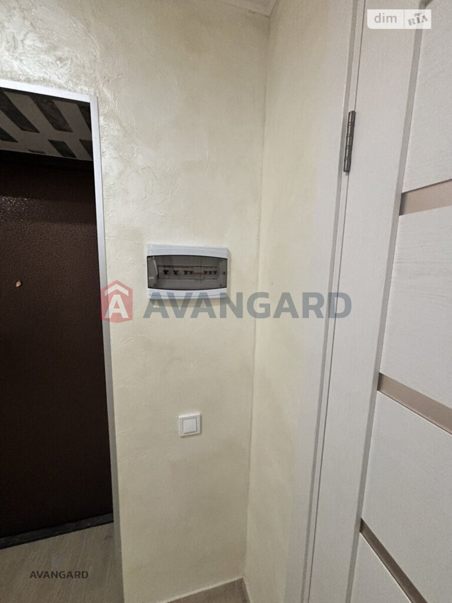 1 ��. ��������, 44/-/15 ��. �., 2/7 ������ ���� 14