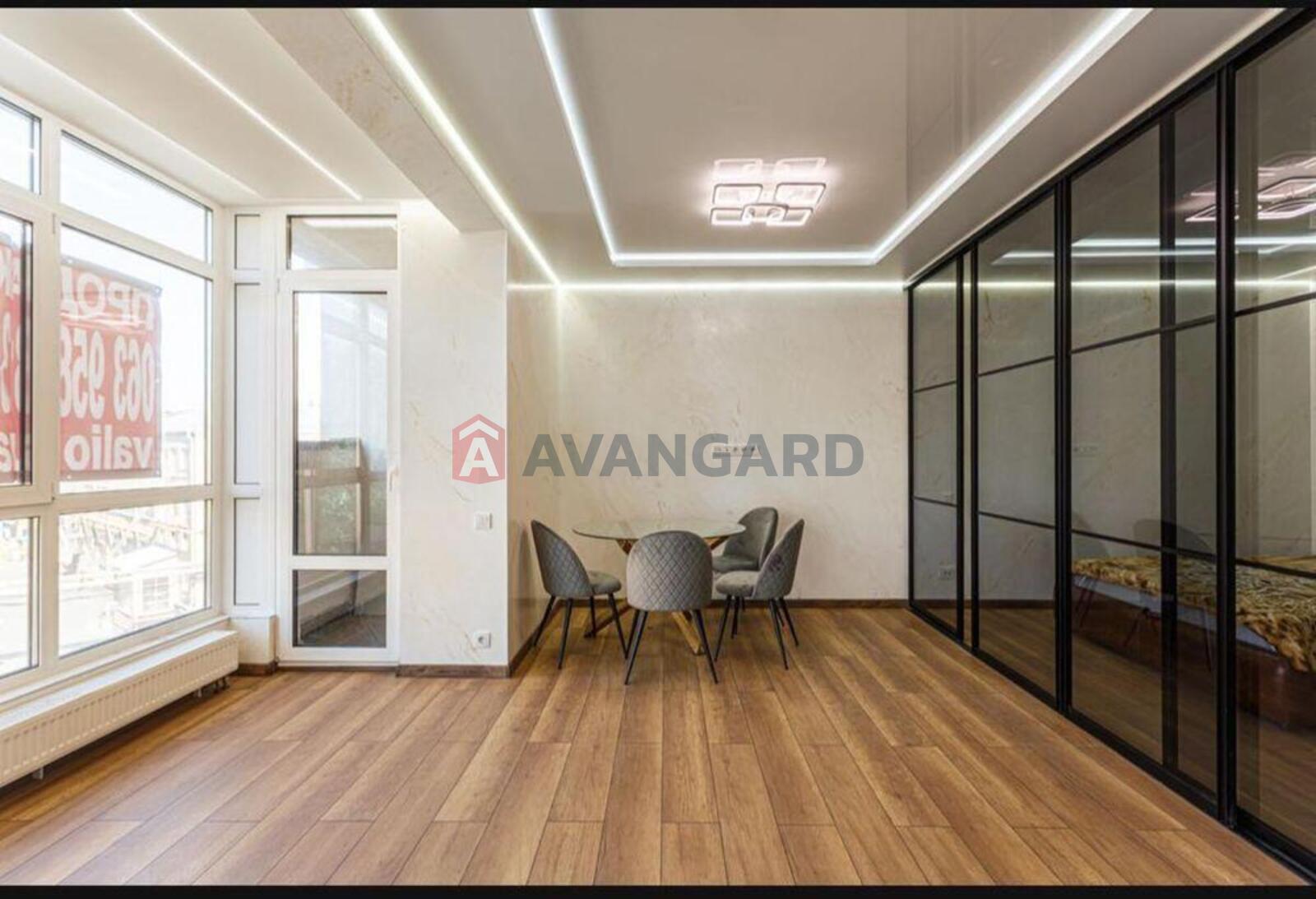 2 ��. ��������, 77/-/25 ��. �., 5/12 ������ ���� 13