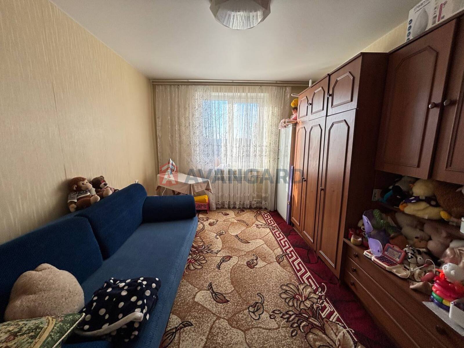 3 ��. ��������, 72/-/9 ��. �., 7/9 ������ ���� 14