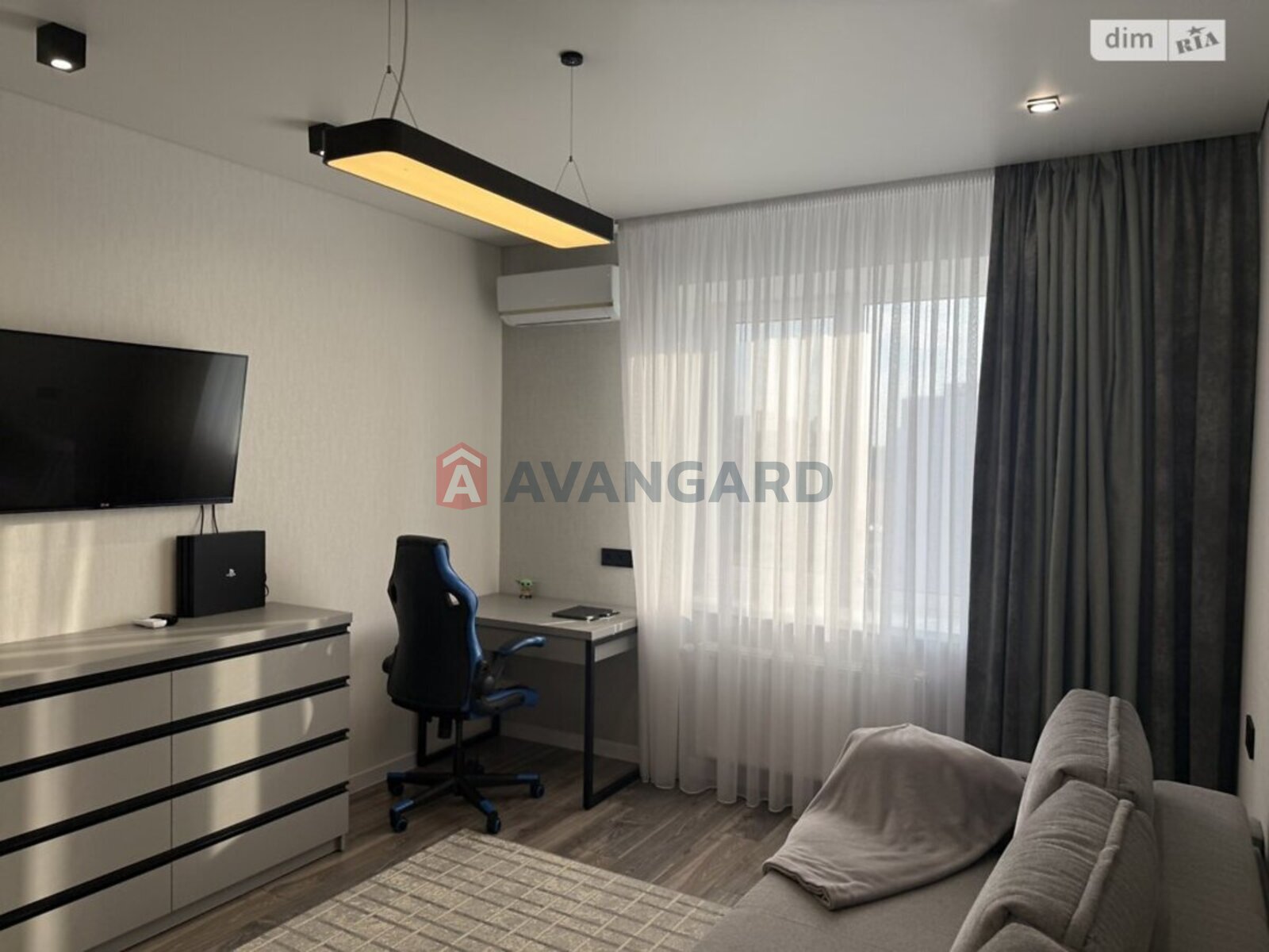 2 ��. ��������, 69/32/23 ��. �., 8/8 ������ ���� 16