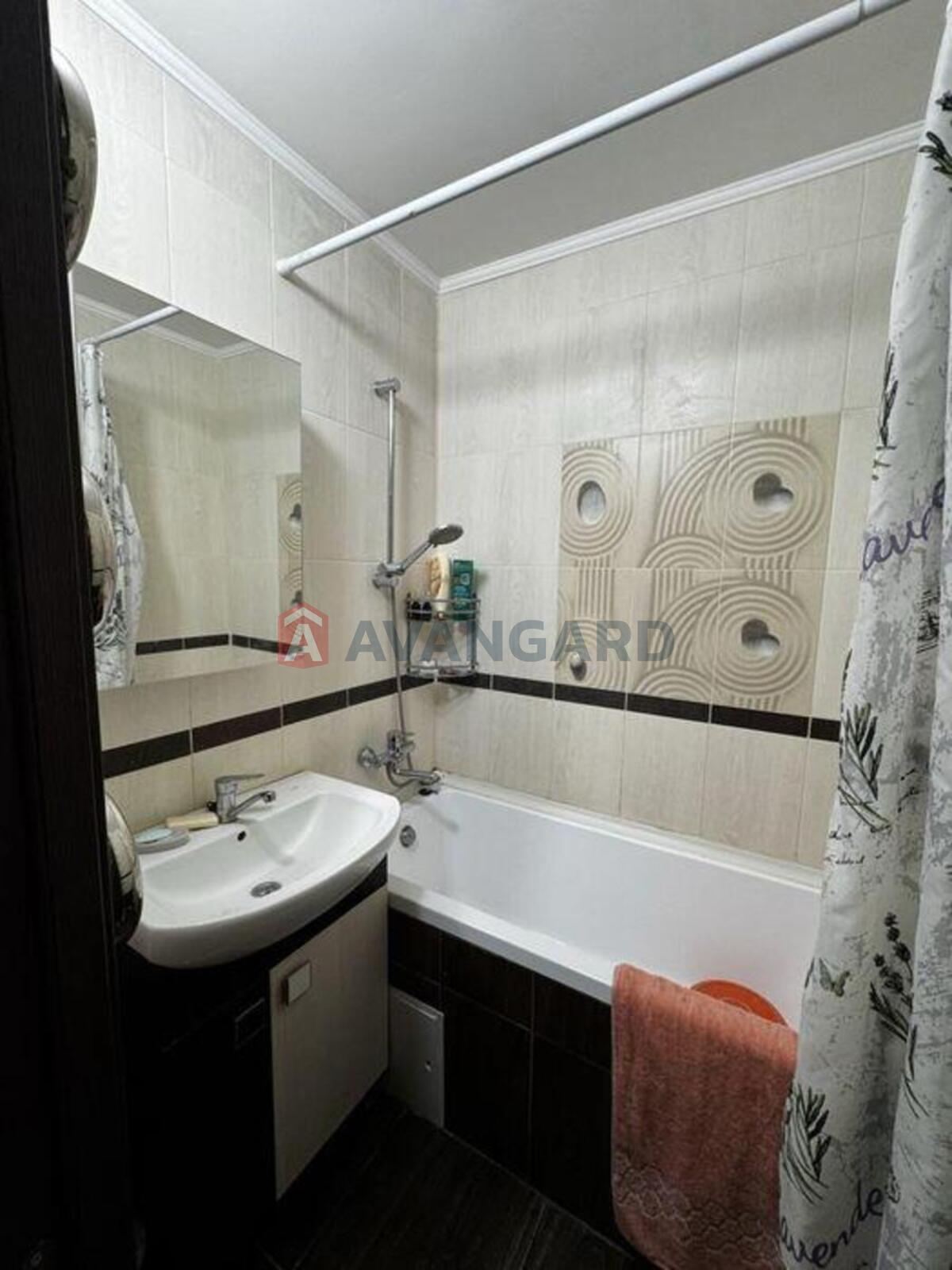 2 ����. ��������, 51/-/8 ��. �., 9/9 ���� ���� 8