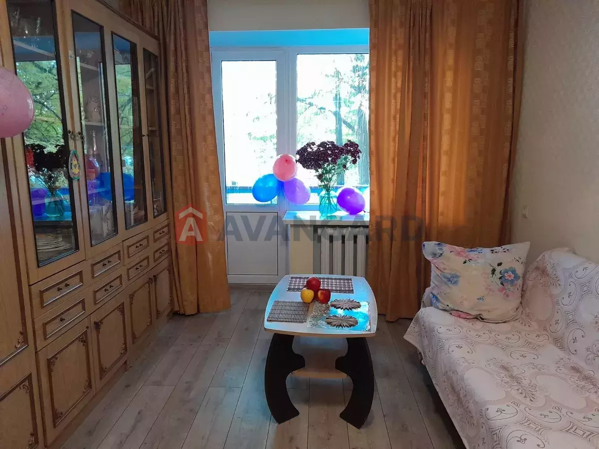 3 ��. ��������, 58/-/7 ��. �., 2/9 ������ ���� 5