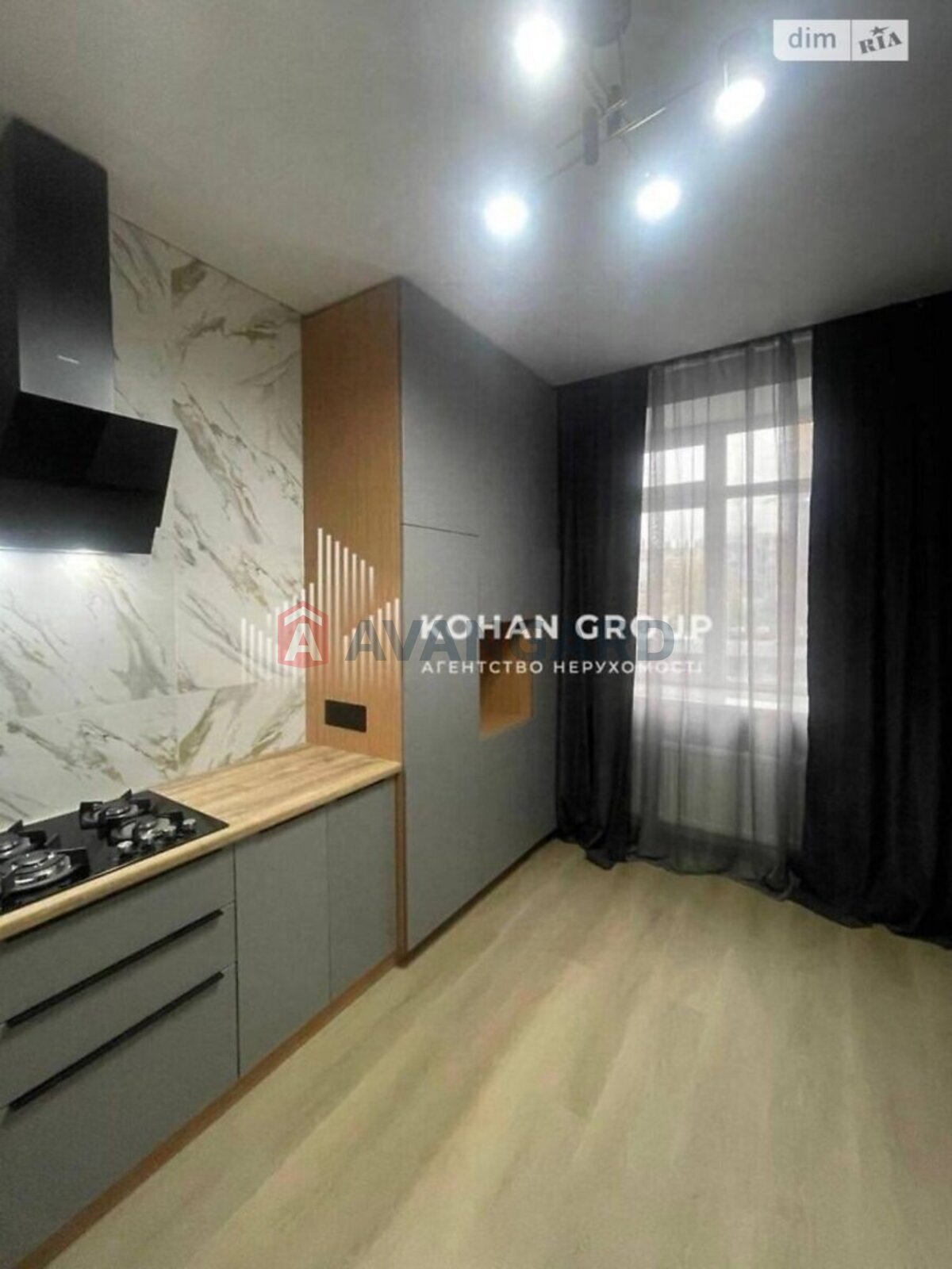 1 ��. ��������, 37/17/11 ��. �., 1/10 ������ ���� 3