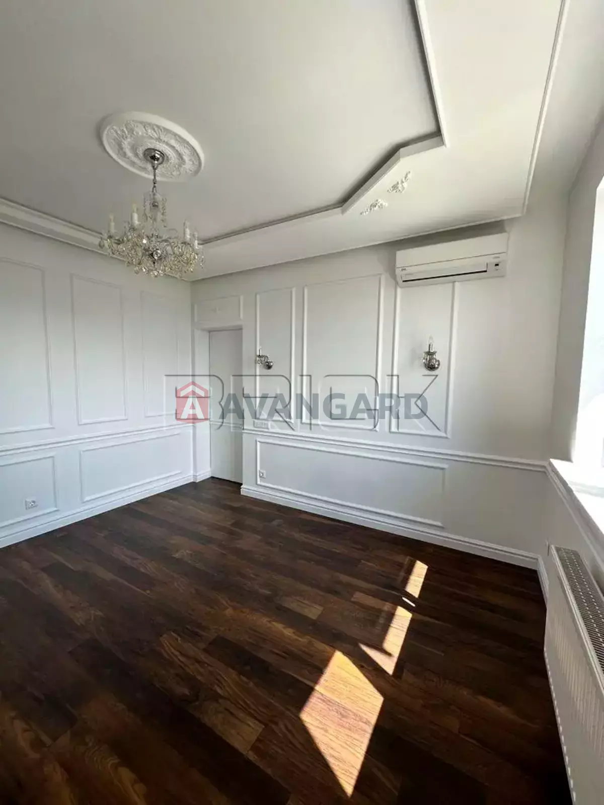 2 ��. ��������, 84/30/15 ��. �., 15/26 ������ ���� 8