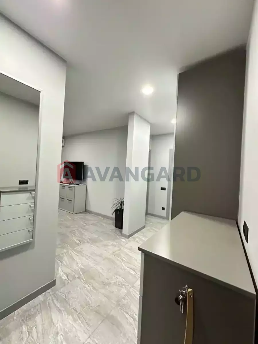 2 ��. ��������, 60/40/20 ��. �., 9/12 ������ ���� 12