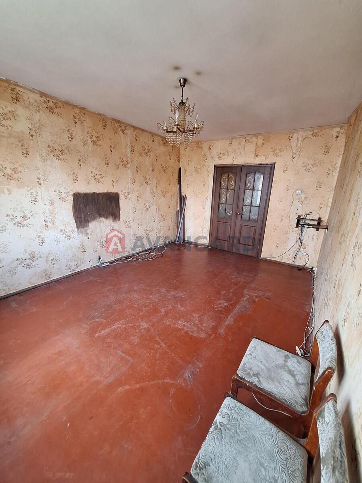 3 ��. ��������, 71/42/7 ��. �., 8/9 ������ ���� 8