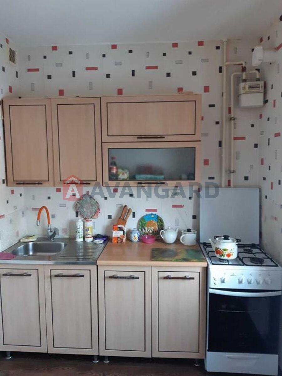 3 ��. ��������, 71/-/8 ��. �., 2/10 ������ ���� 2