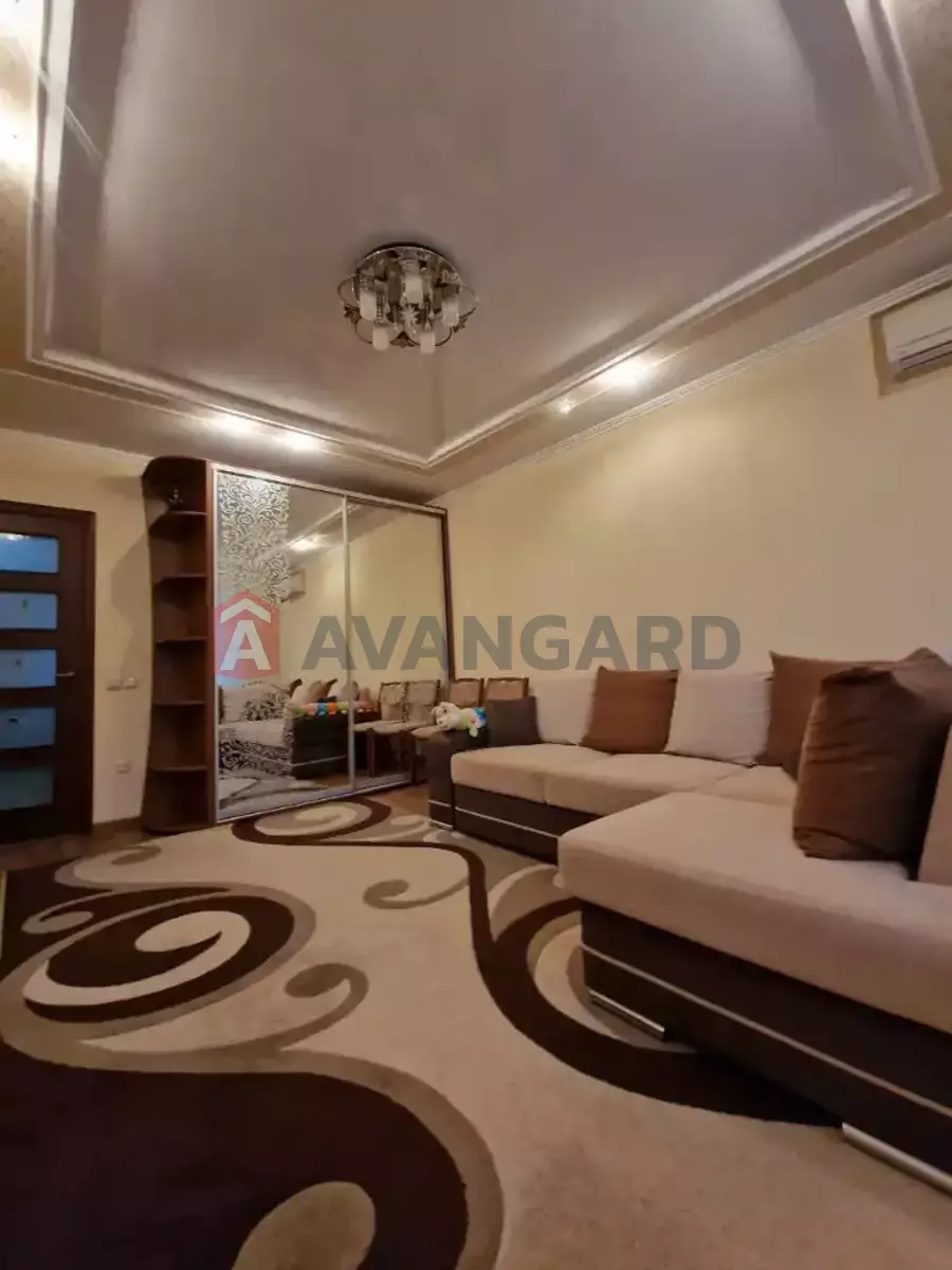 2 . , 47/-/7 . ., 2/2   3