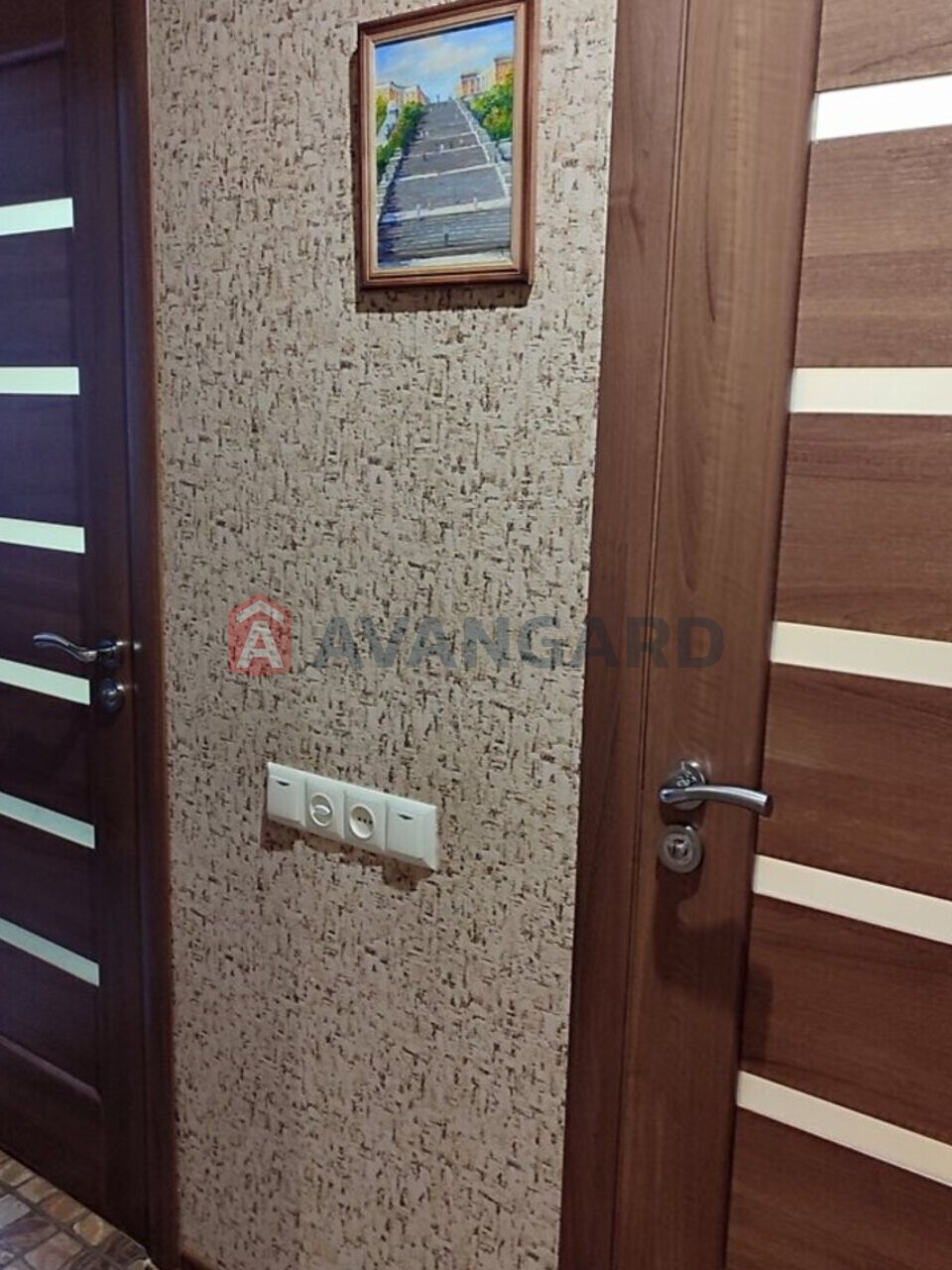 2 ��. ��������, 50/28/8 ��. �., 6/9 ������ ���� 9