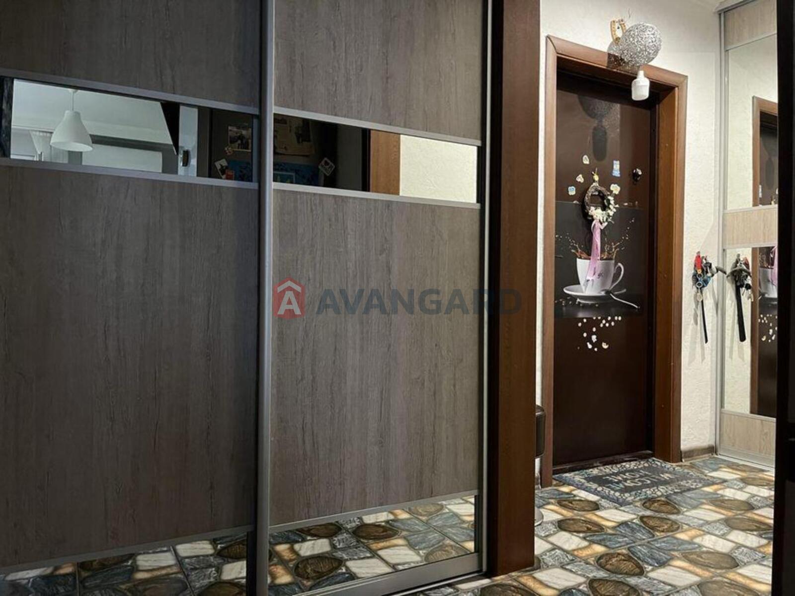 1 ��. ��������, 42/-/9 ��. �., 12/16 ������ ���� 7