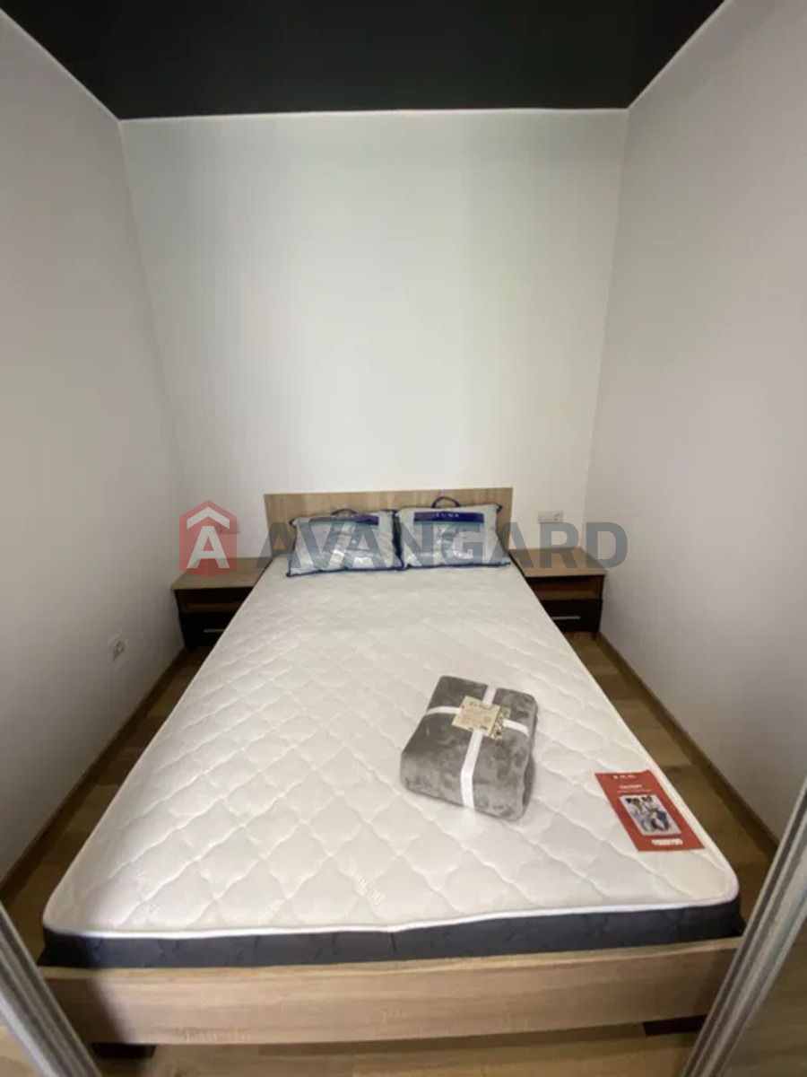 1 ��. ��������, 45/-/13 ��. �., 3/12 ������ ���� 18