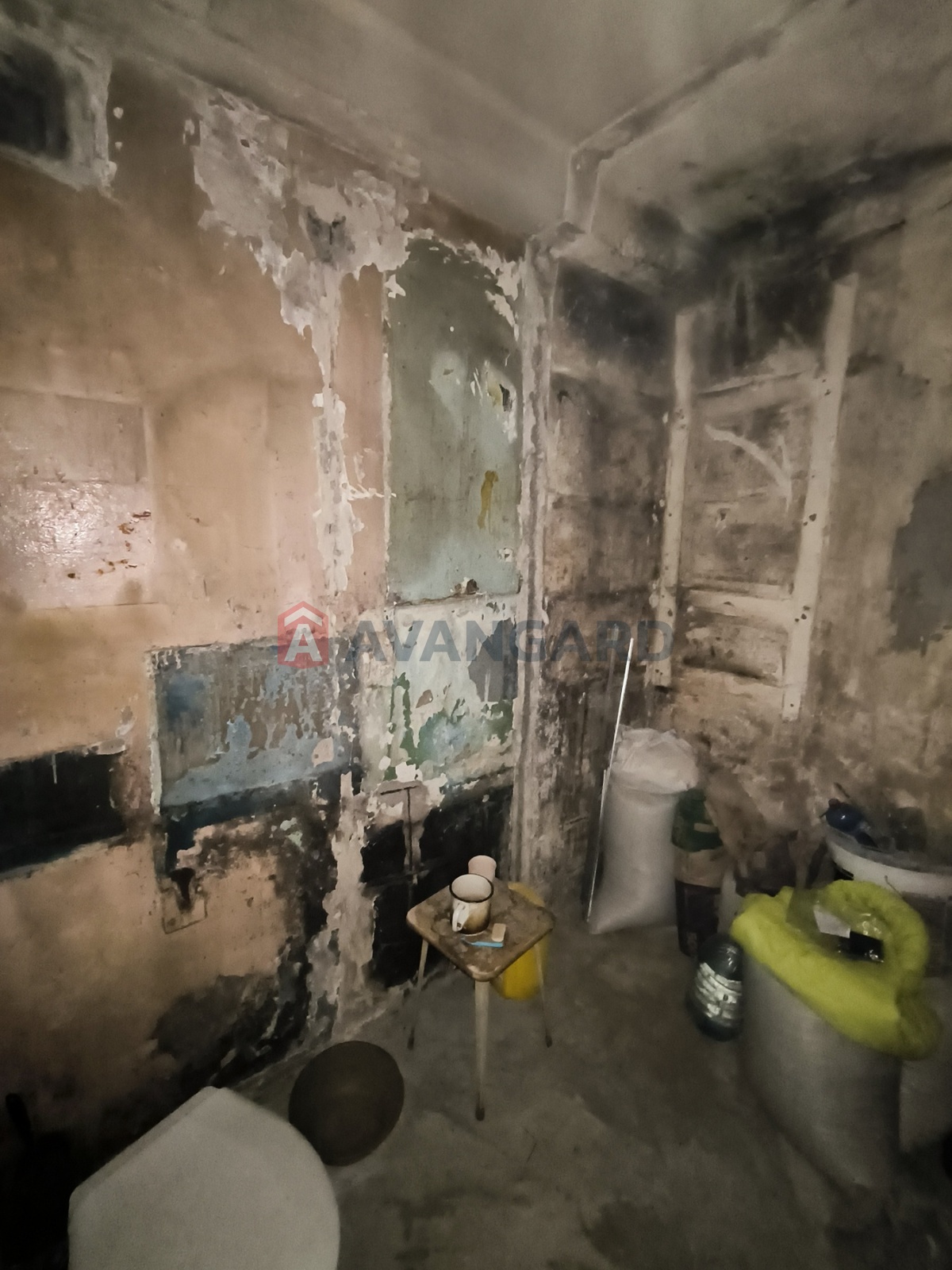 1 ��. ��������, 28/15/6 ��. �., 5/5 ������ ���� 6