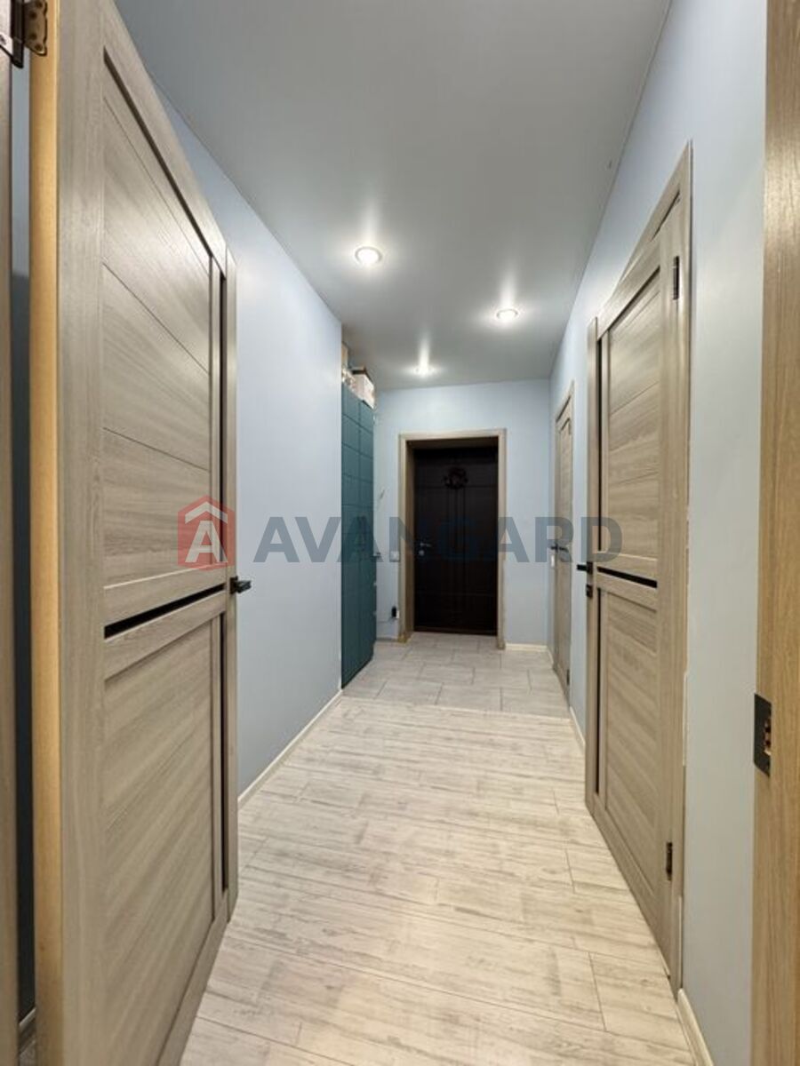 1 ��. ��������, 50/-/15 ��. �., 6/9 ������ ���� 15