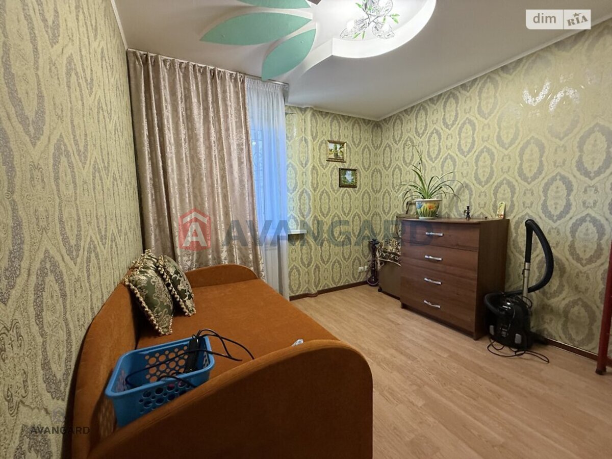 3 ��. ��������, 64/-/25 ��. �., 2/9 ������ ���� 4