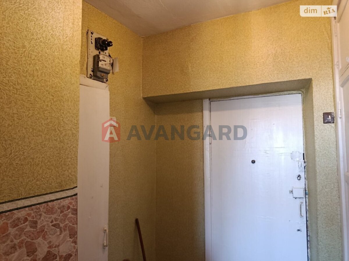 1 ����. ��������, 18/13/5 ��. �., 5/5 ���� ���� 4