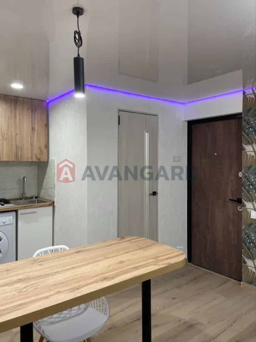 1 . , 28/-/5 . ., 5/5   14