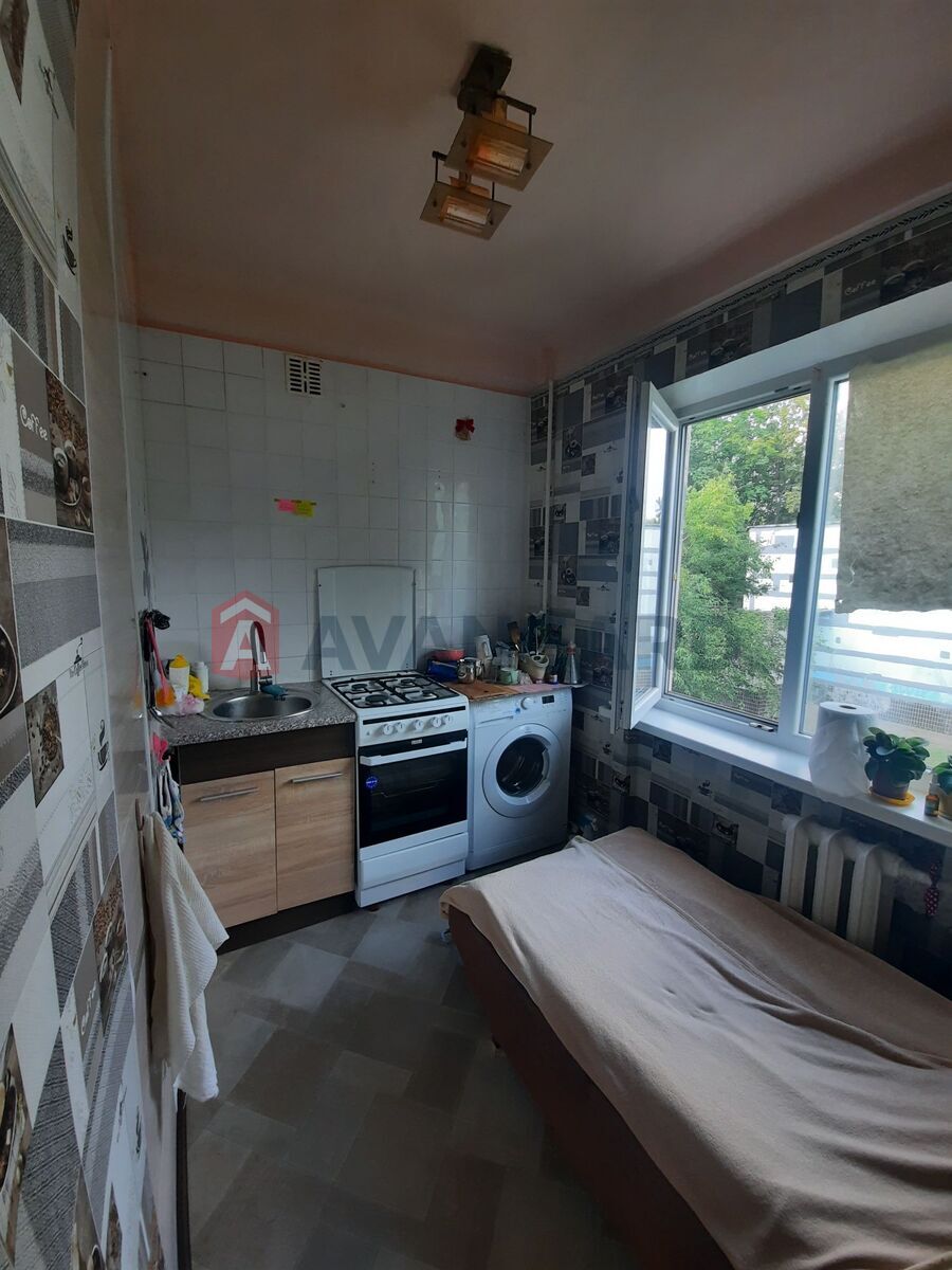 2 ��. ��������, 48/30/6 ��. �., 3/5 ������ ���� 3