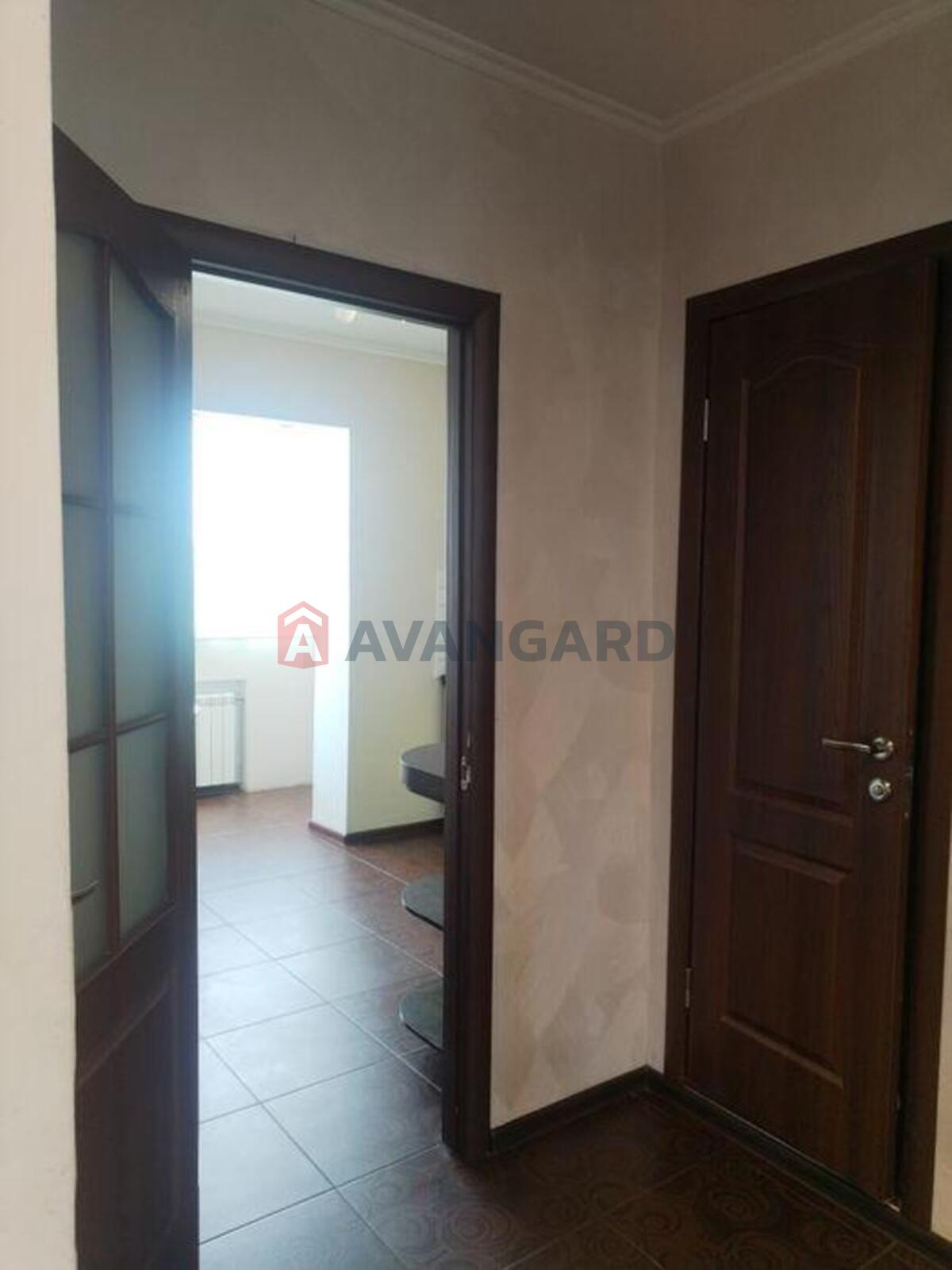 1 ����. ��������, 50/-/11 ��. �., 16/16 ���� ���� 7