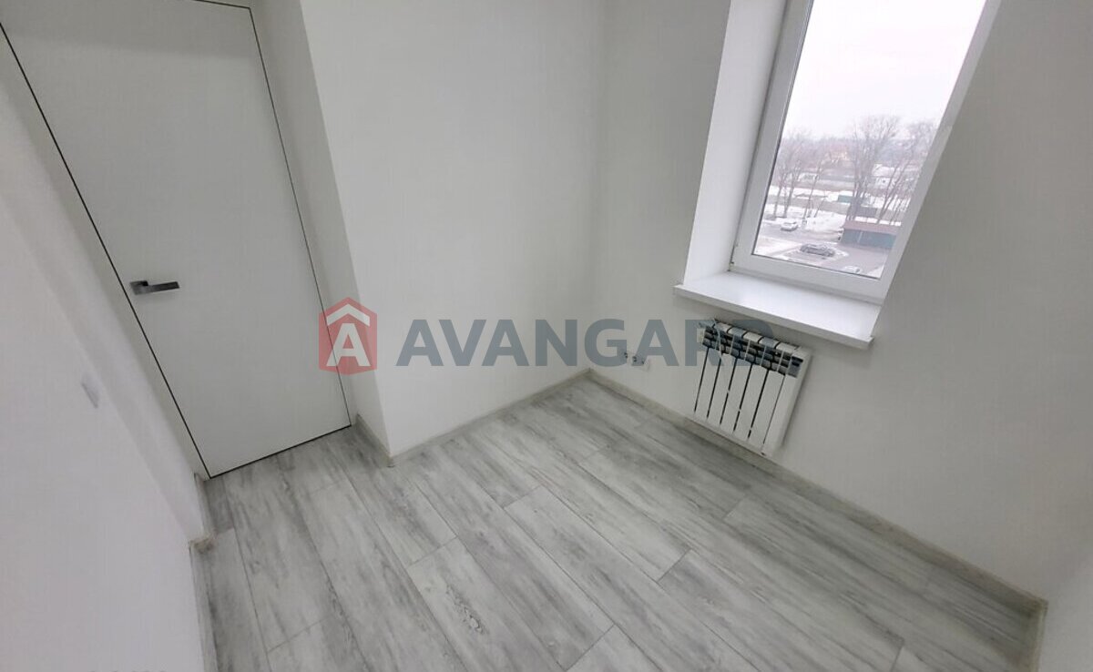 2 ��. ��������, 84/41/14 ��. �., 5/8 ������ ���� 18