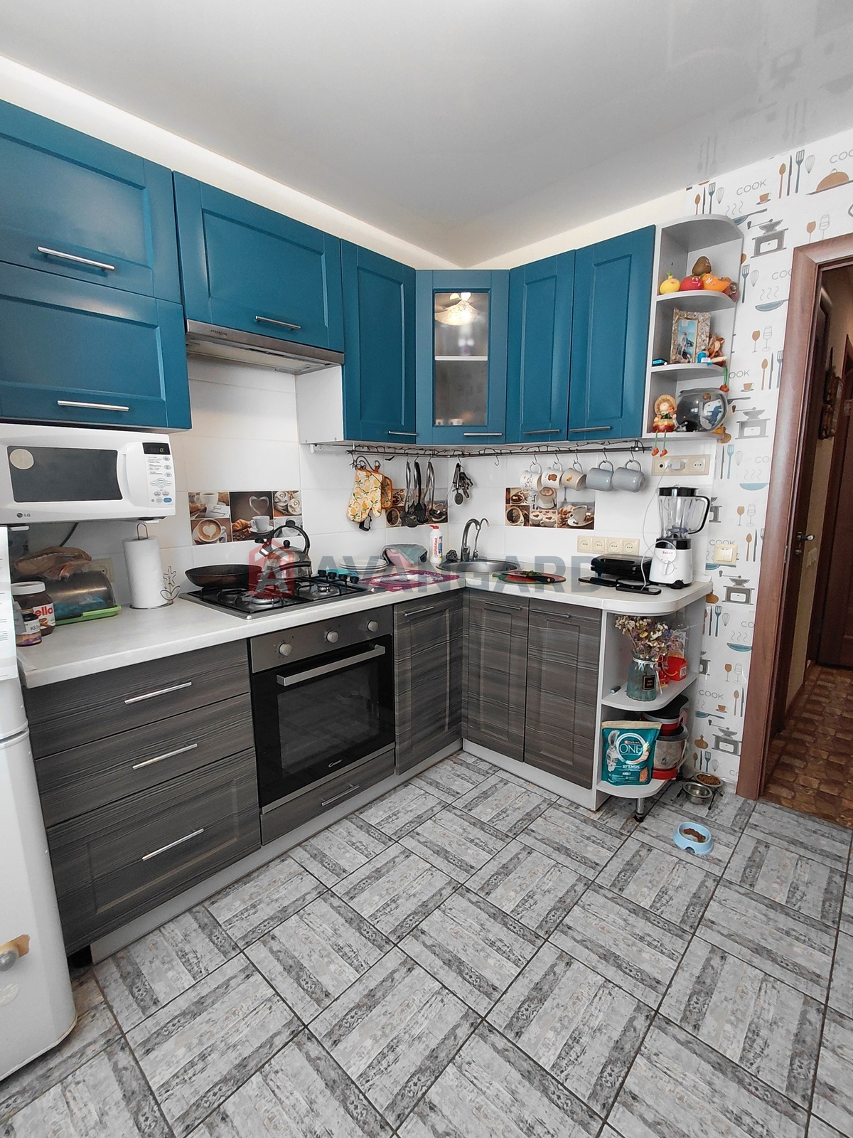 2 ����. ��������, 50/28/8 ��. �., 6/9 ���� ���� 3