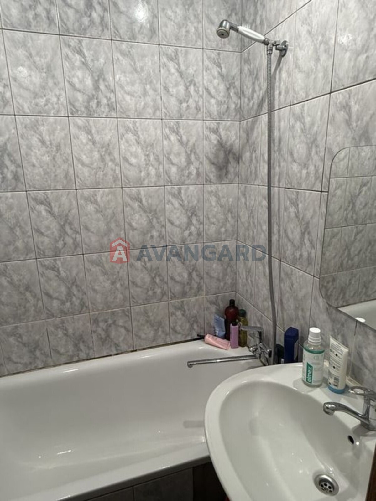 2 ��. ��������, 50/-/8 ��. �., 8/9 ������ ���� 7