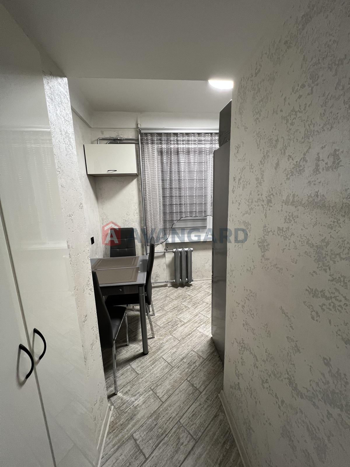 1 ����. ��������, 31,47/14,94/6,4 ��. �., 3/5 ���� ���� 20