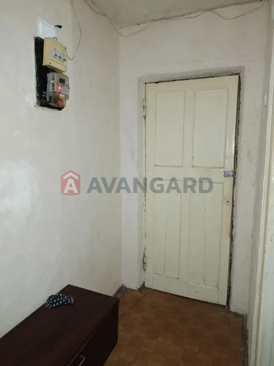 3 ����. ��������, 56/-/6 ��. �., 1/5 ���� ���� 11