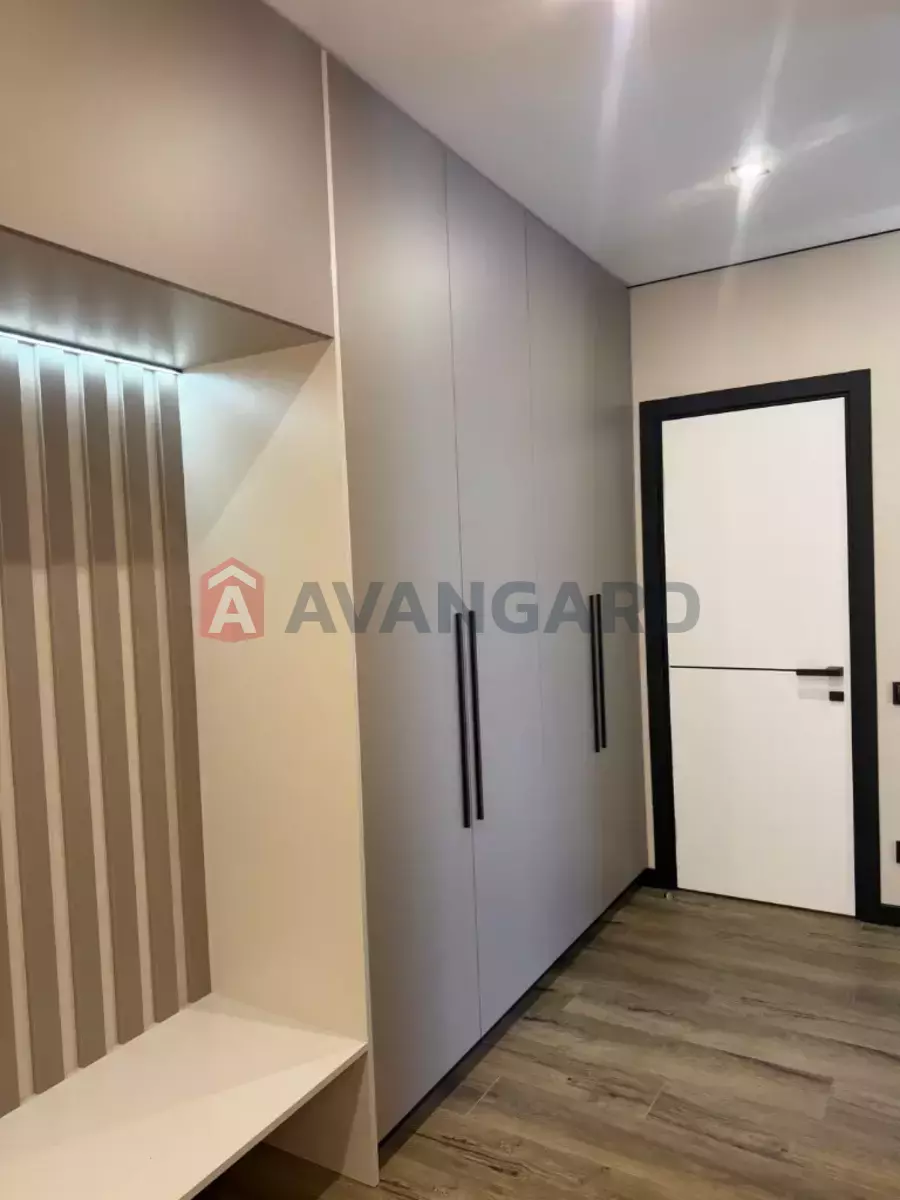 3 ��. ��������, 69/-/- ��. �., 8/10 ������ ���� 16