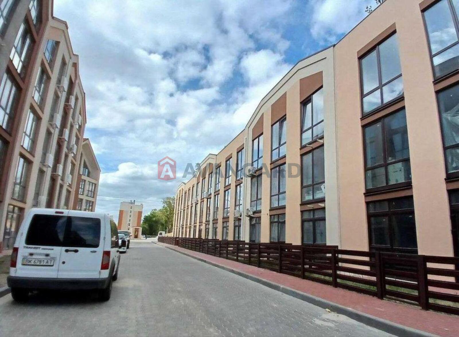 1 ��. ��������, 23/-/7 ��. �., 2/5 ������ ���� 8