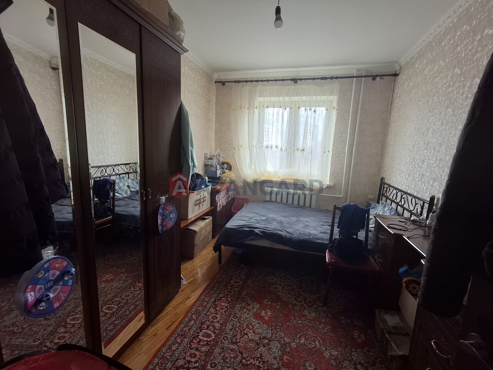 2 ��. ��������, 52,5/30.3/9.7 ��. �., 4/10 ������ ���� 10