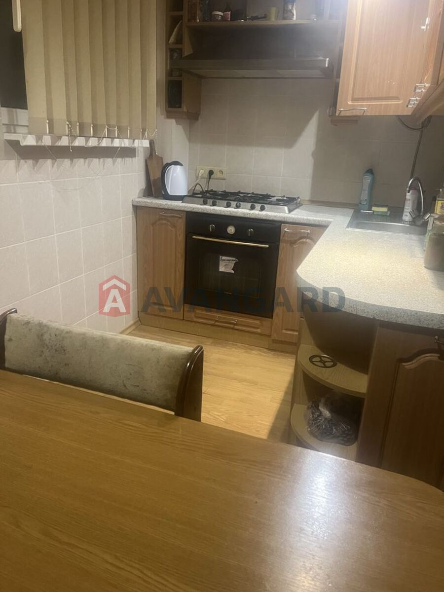 4 ����. ��������, 97/-/12 ��. �., 4/4 ���� ���� 4