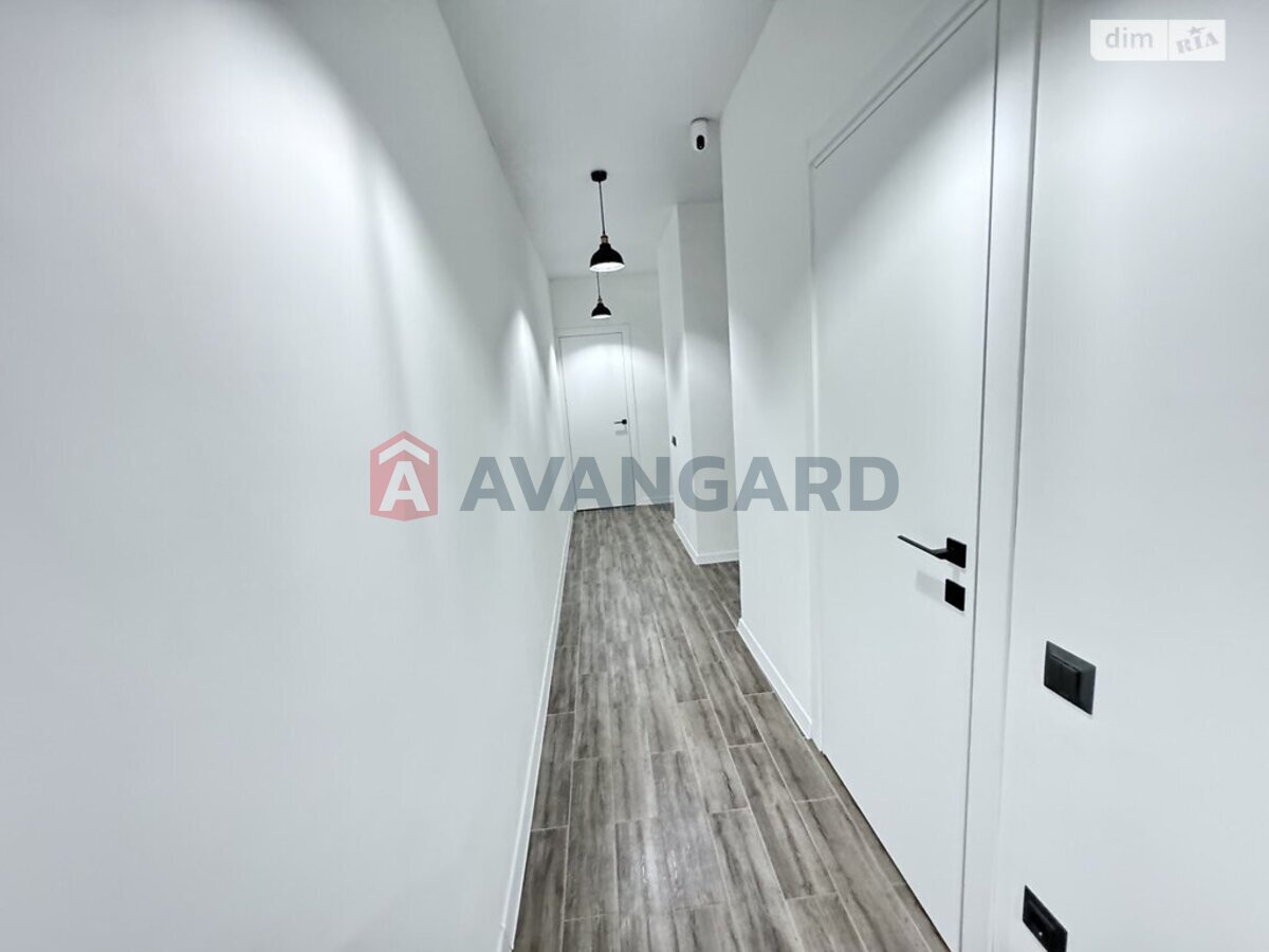 2 ��. ��������, 63/25/17 ��. �., 3/10 ������ ���� 9