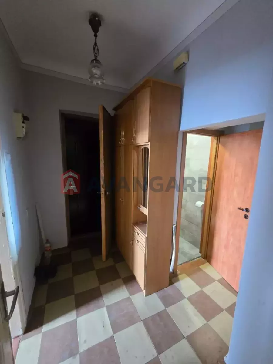 3 ��. ��������, 72/-/- ��. �., 4/5 ������ ���� 13