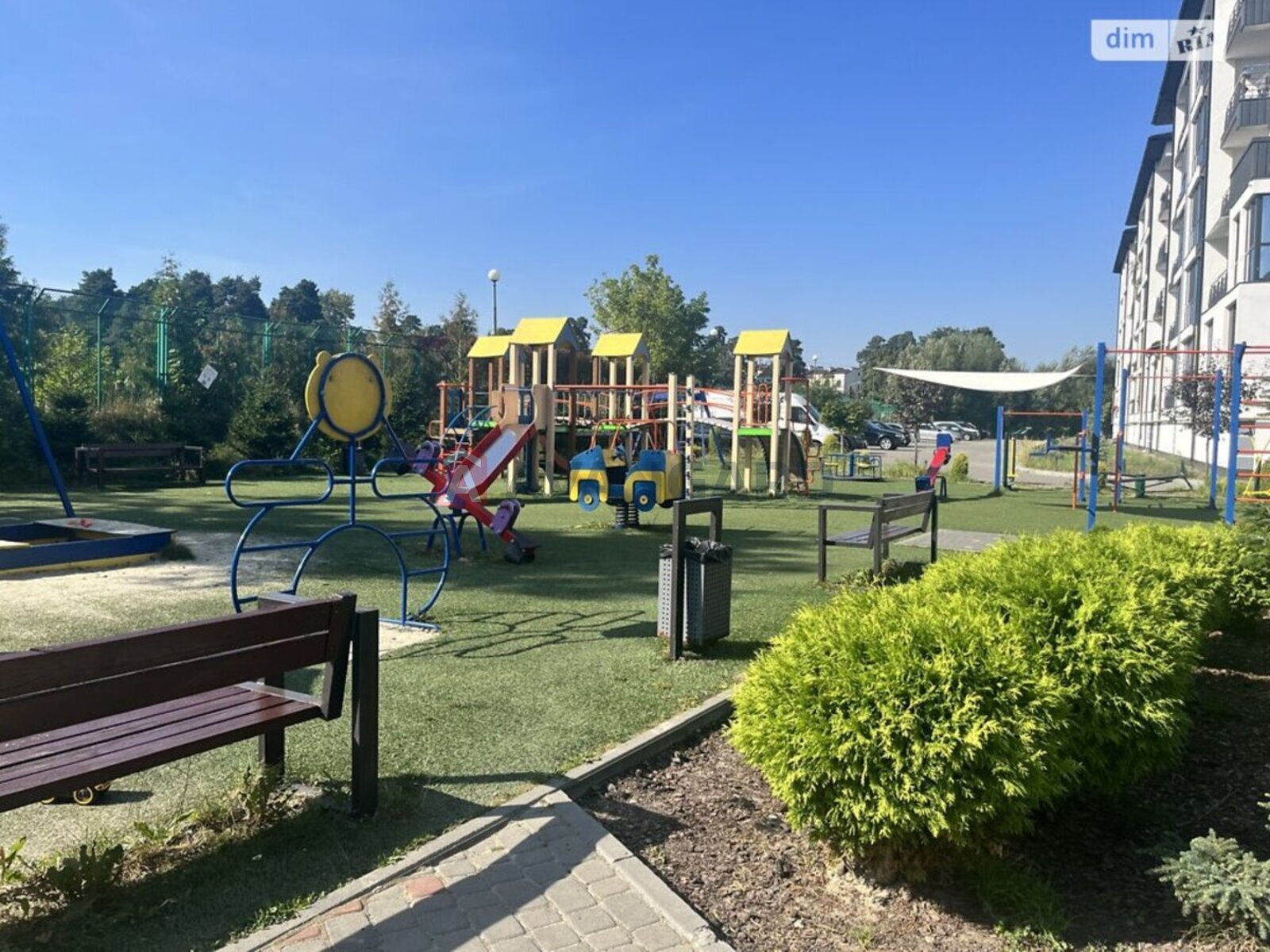 2 ��. ��������, 70/40/12 ��. �., 1/5 ������ ���� 3