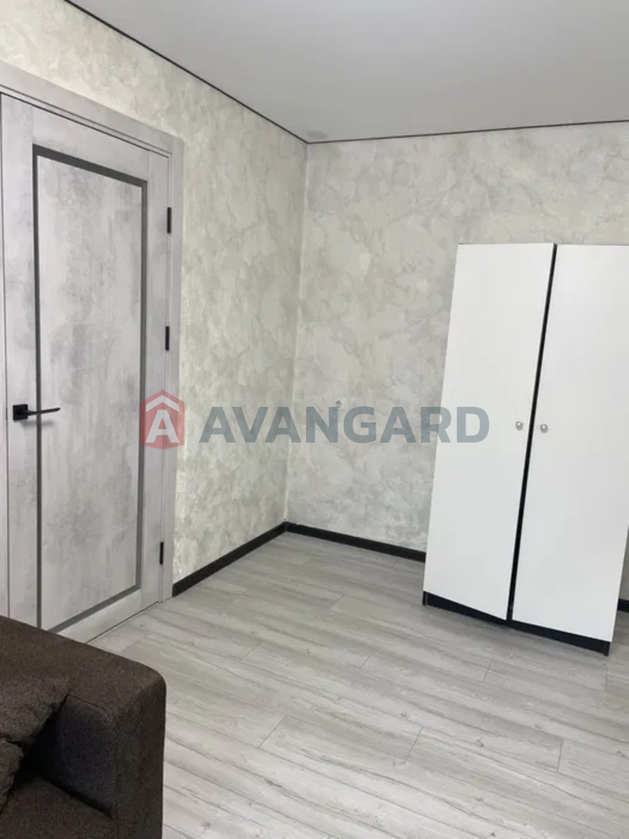 1 ��. ��������, 29/17/6 ��. �., 1/5 ������ ���� 6