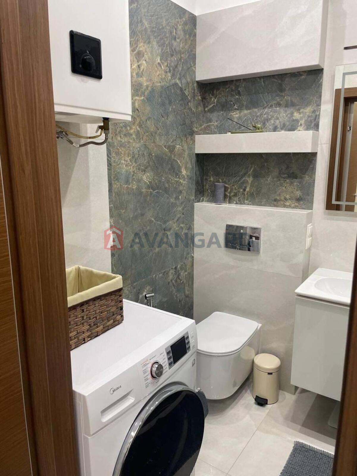 1 ��. ��������, 48/18/14 ��. �., 6/10 ������ ���� 7