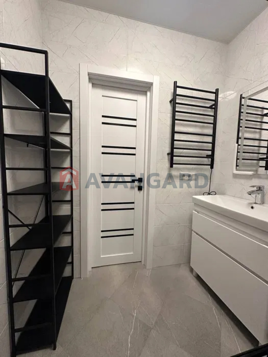 1 ��. ��������, 46/-/16 ��. �., 13/17 ������ ���� 22