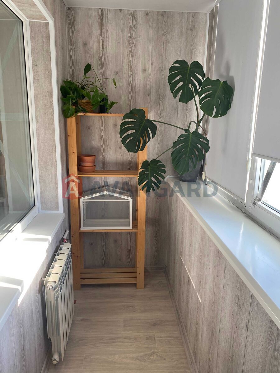 3 ����. ��������, 69/-/8 ��. �., 9/9 ���� ���� 9