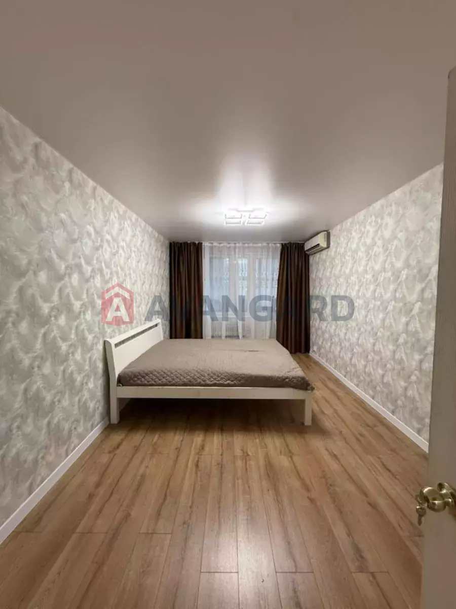 3 . , 69/-/9 . ., 9/10   7